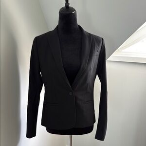 Banana Republic Classic Fit Women’s Black Blazer, Size 2